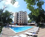 Plaza (Gelendzhik) Hotel: Территория