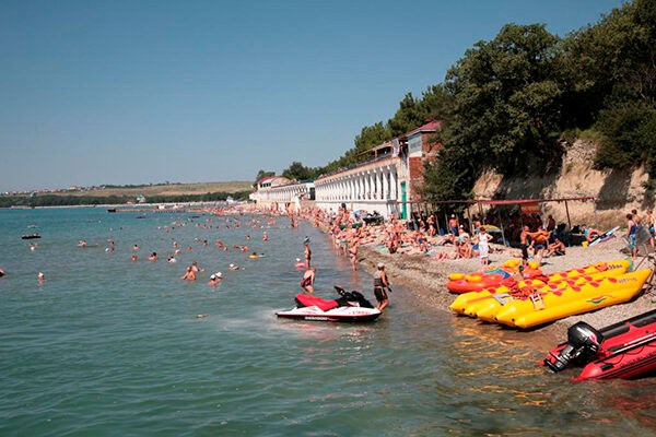 Solnechnaya (Gelendzhik) Lechebno ozdorovitelnyj kompleks: Пляж