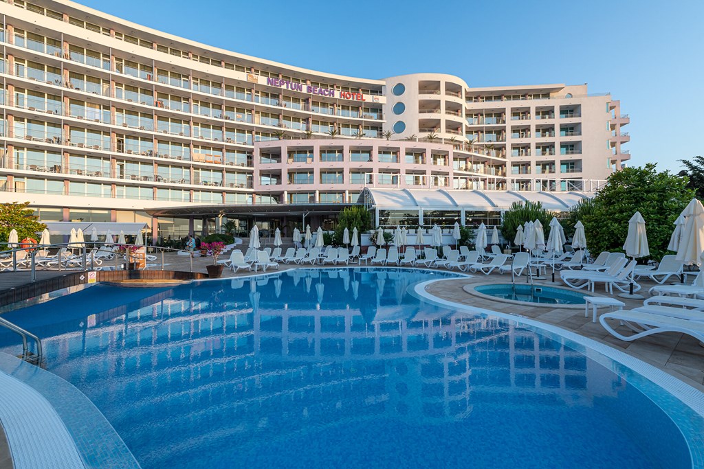 Sentido Neptun Beach