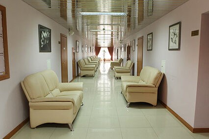 Celebnyi Narzan Sanatorium: Холл лечебного корпуса