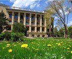 Sanatorium im. Ordzhonikidze: Территория