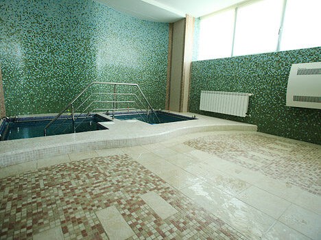 Zarya Sanatorium: Контрастные ванны