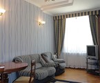 Park Otel: Люкс 2-местный 2-комнатный (304, 307, 308) Люкс 2-местный 2-комнатный (304, 307, 308)