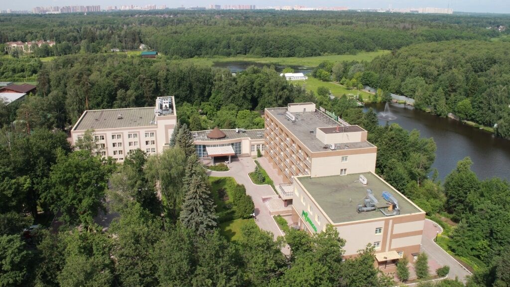 Revital` Park Sanatorij: Территория