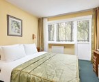 Zvenigorod Park-otel`: Люкс 2-местный 2-комнатный (корпус 2)