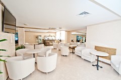 Orchestra OKA Spa Resort  Otel`: Lobbybar - photo 45