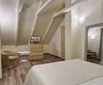 Valesko (Grigorchikovo) Otel`: Коттедж 8-местный 5-комнатный 2-этажный (с сауной №2)