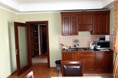 Novy`j Bereg Otel`: Апартаменты 2-комнатный 4-местный (с кухней) - photo 29