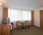 Gorizont Pakr-otel` Park-otel`: Люкс 2-местный 2-комнатный корпус № 2,3,4 Люкс 2-местный 2-комнатный корпус № 2,3,4