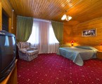 Czarskij les Park-otel`: Коттедж 2-местный (№ 6 А)