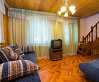 Czarskij les Park-otel`: Коттедж 6-местный №19 (А)