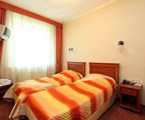 Dzhungli Otel`: Коттедж 6-местный 3-комнатный Коттедж №3,5 с сауной Коттедж с сауной