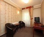 Dzhungli Otel`: Люкс 2-местный 2-комнатный Джунгли Люкс "Джунгли" гостиная