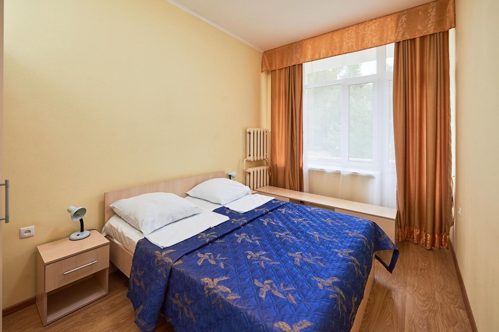 Solnechnogorskij Sanatorij: Стандартный 2-местный 2-комнатный Двухместный двухкомнатный номер повышенной комфортности