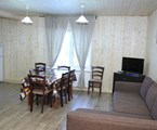 Medvezh`i ozera Zagorodny`j otel`: Коттедж 8-местный 2-этажный (с сауной)