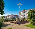 Russkij dom 17 kvartal Sportivny`j Otel`: Территория