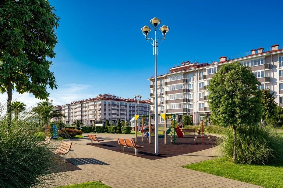 Russkij dom 17 kvartal Sportivny`j Otel`: Территория