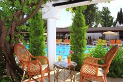 Natur Garden Hotel: Bar - photo 12