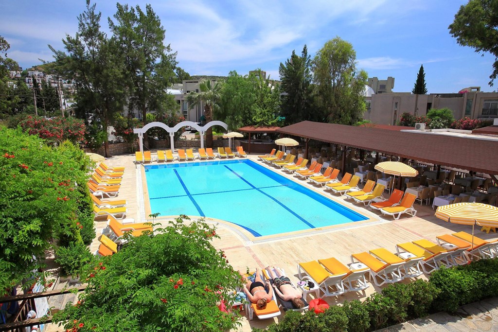 Natur Garden Hotel: Pool