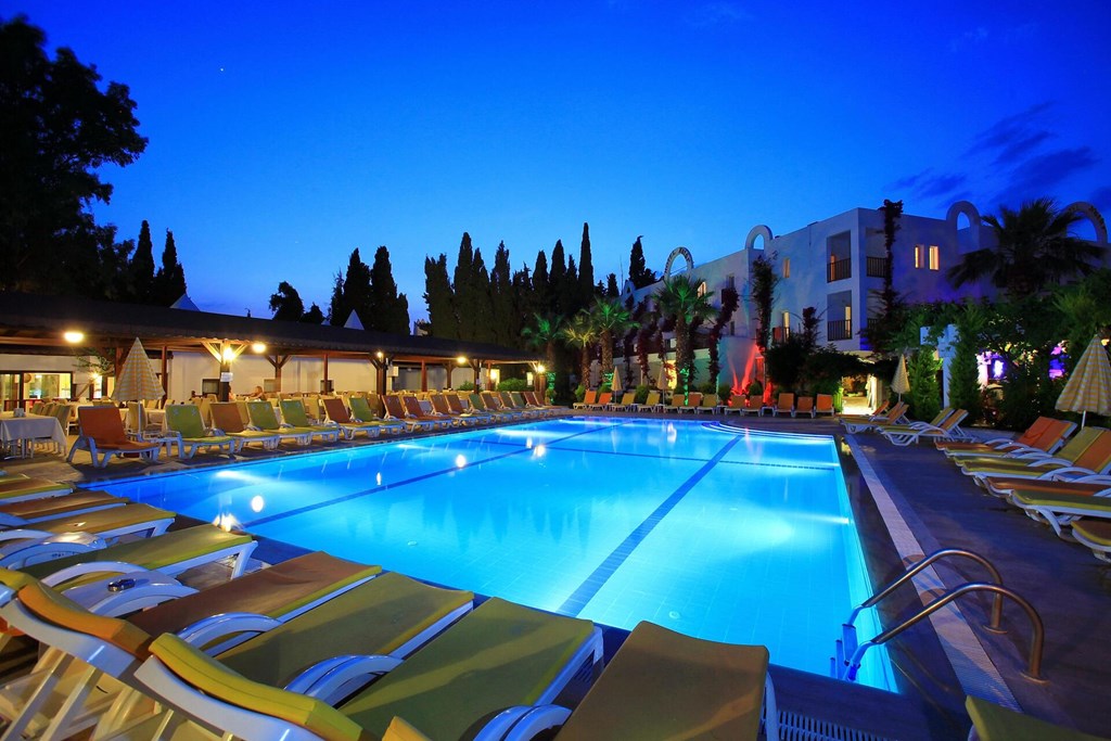 Natur Garden Hotel: Pool