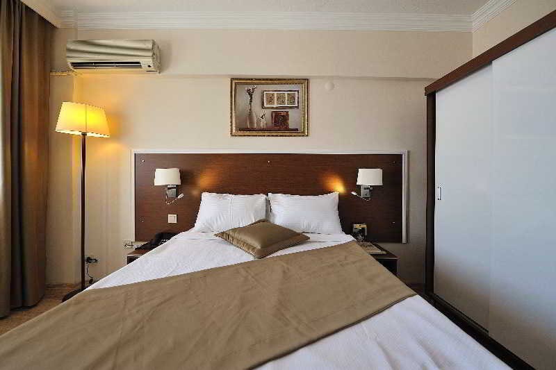 The Best Life Hotel Gumbet Hill: Room