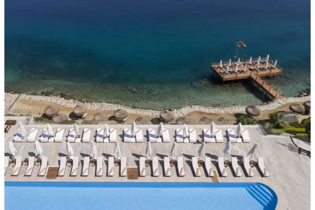 Sarpedor Boutique Hotel: Beach