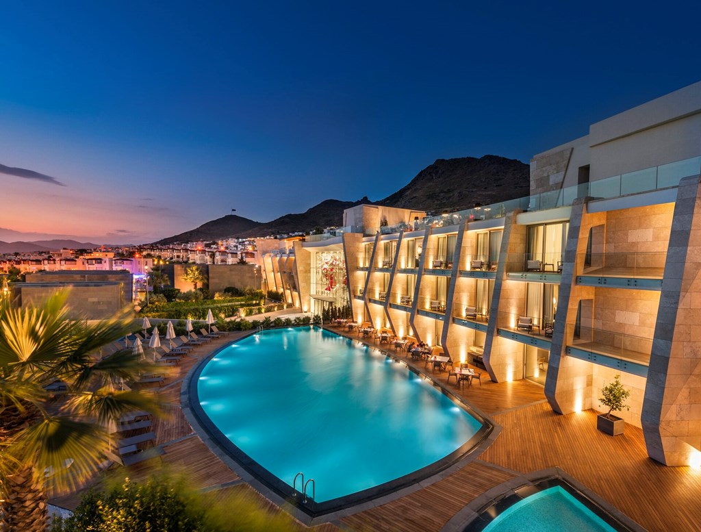 Swissotel Bodrum Beach Resort: Pool