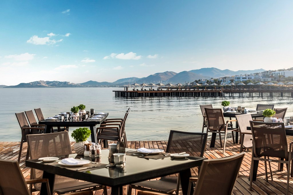 Swissotel Bodrum Beach Resort: Restaurant