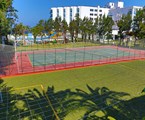 Le Bleu Hotel & Resort: Sports and Entertainment