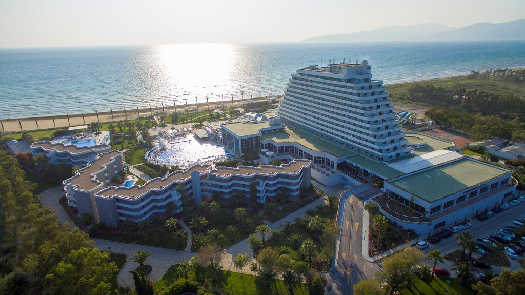 Palm Wings Ephesus Resort Hotel: General view