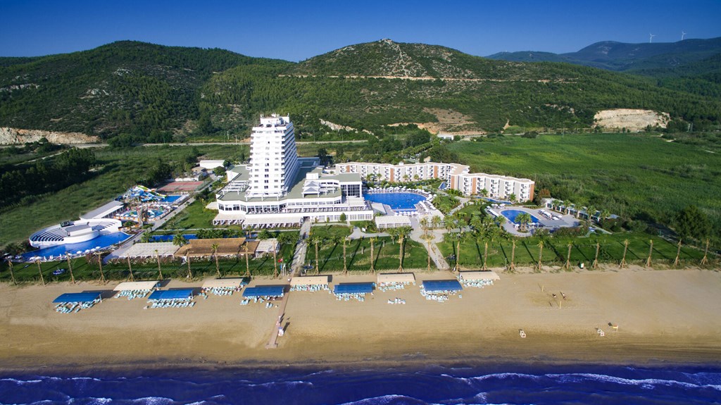 Palm Wings Ephesus Resort Hotel: General view