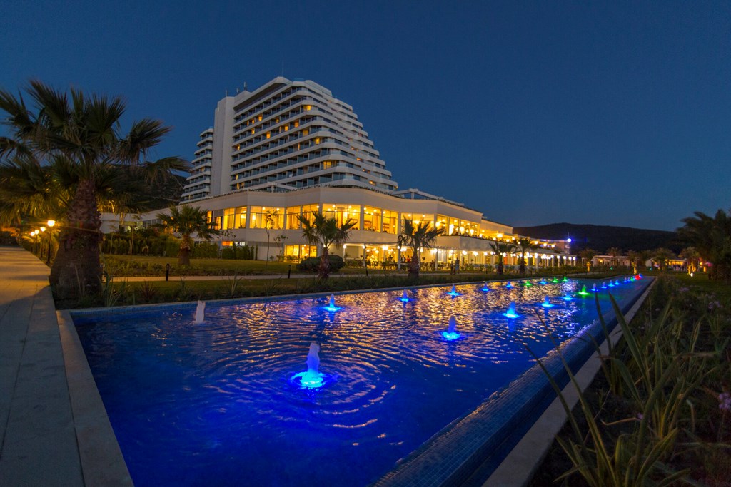 Palm Wings Ephesus Resort Hotel: General view