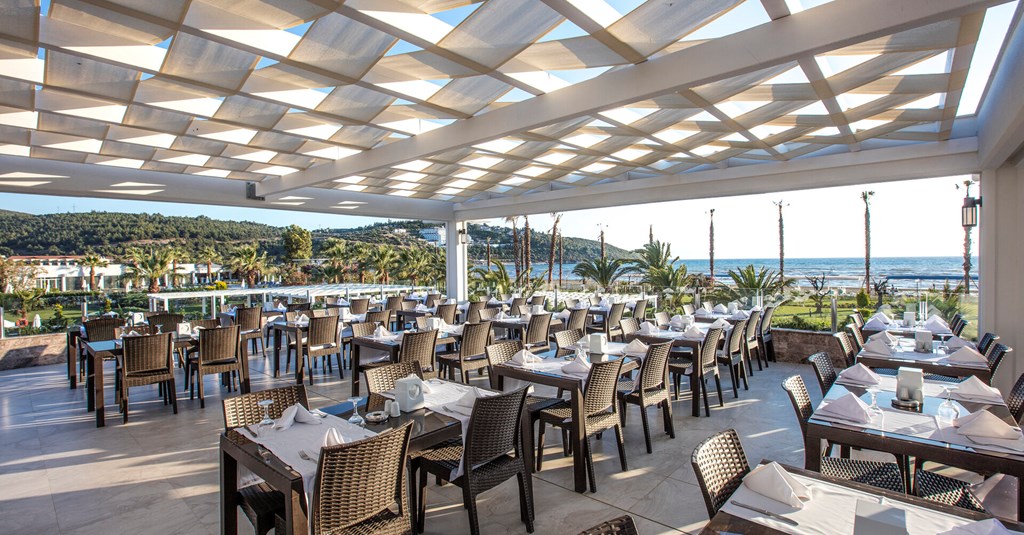 Palm Wings Ephesus Resort Hotel: Restaurant