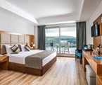 Palm Wings Ephesus Resort Hotel: Room