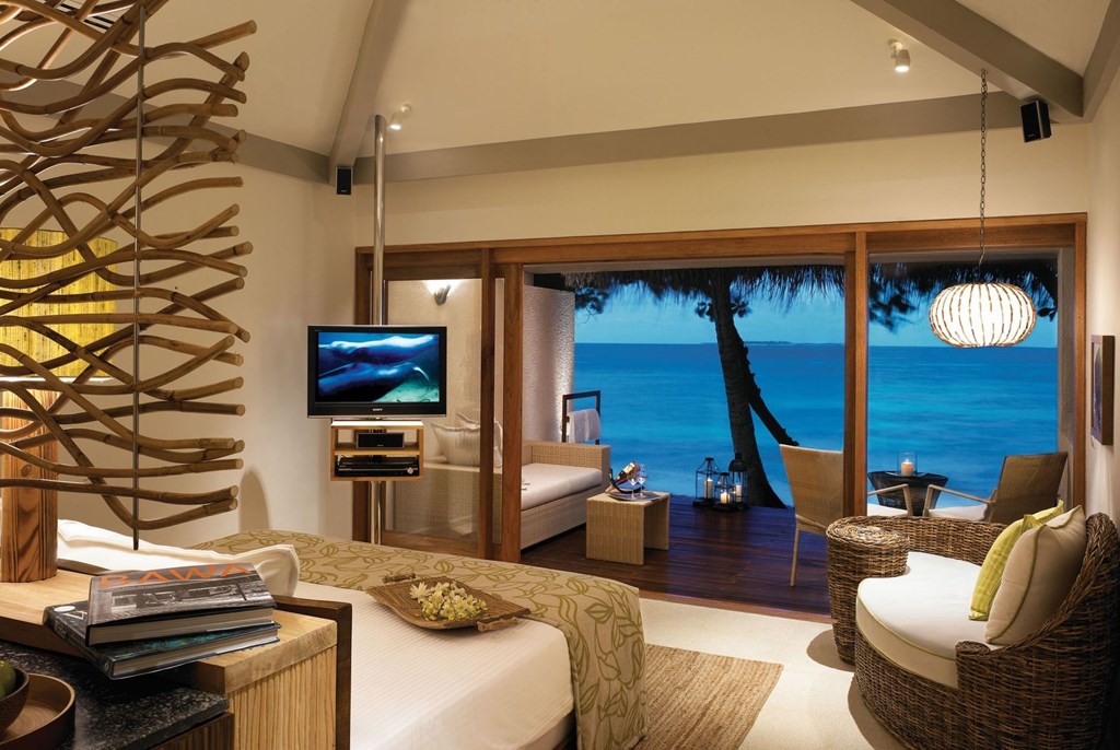 Taj Coral Reef Resort & Spa: Room