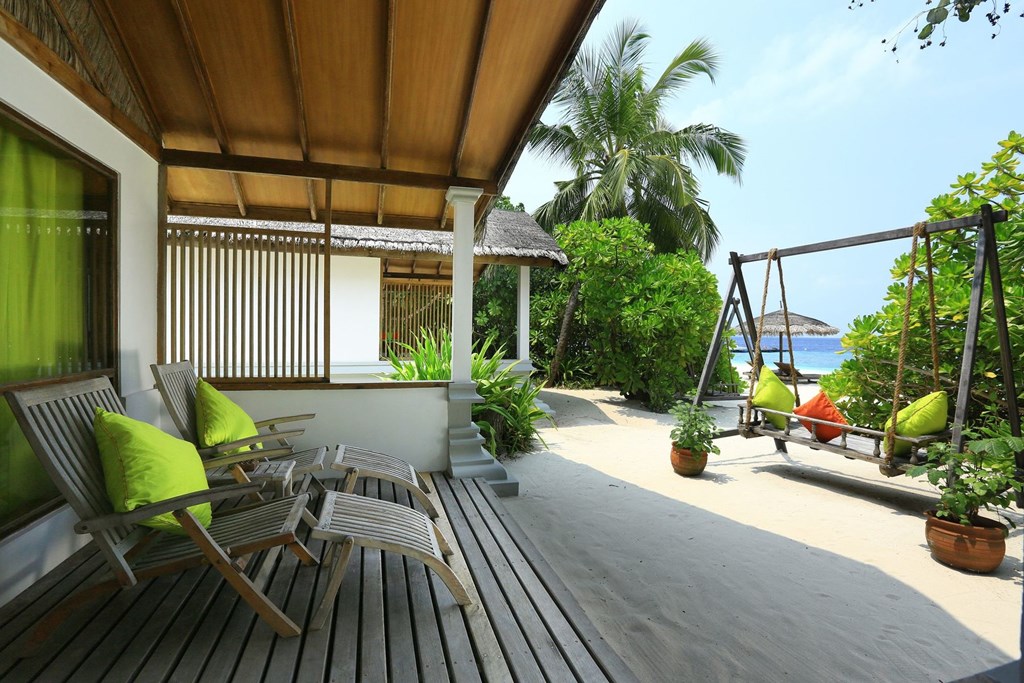 Reethi Beach Resort Maldives: Hotel exterior