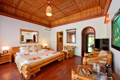 Angaga Island Resort and Spa: Room - photo 5