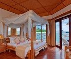 Angaga Island Resort and Spa: Room