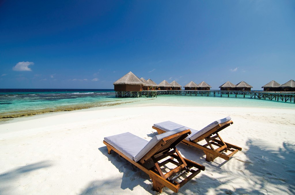 Mirihi Island Resort: Beach