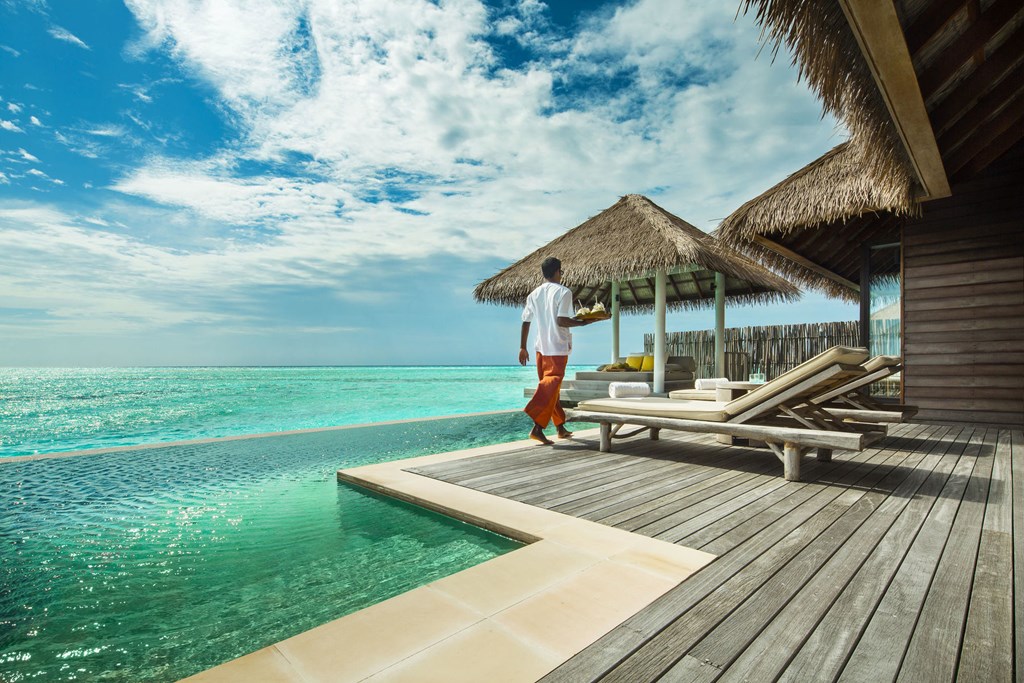 COMO Maalifushi: Hotel exterior