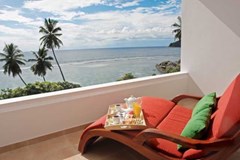 DoubleTree by Hilton Seychelles - Allamanda: Terrace - photo 1