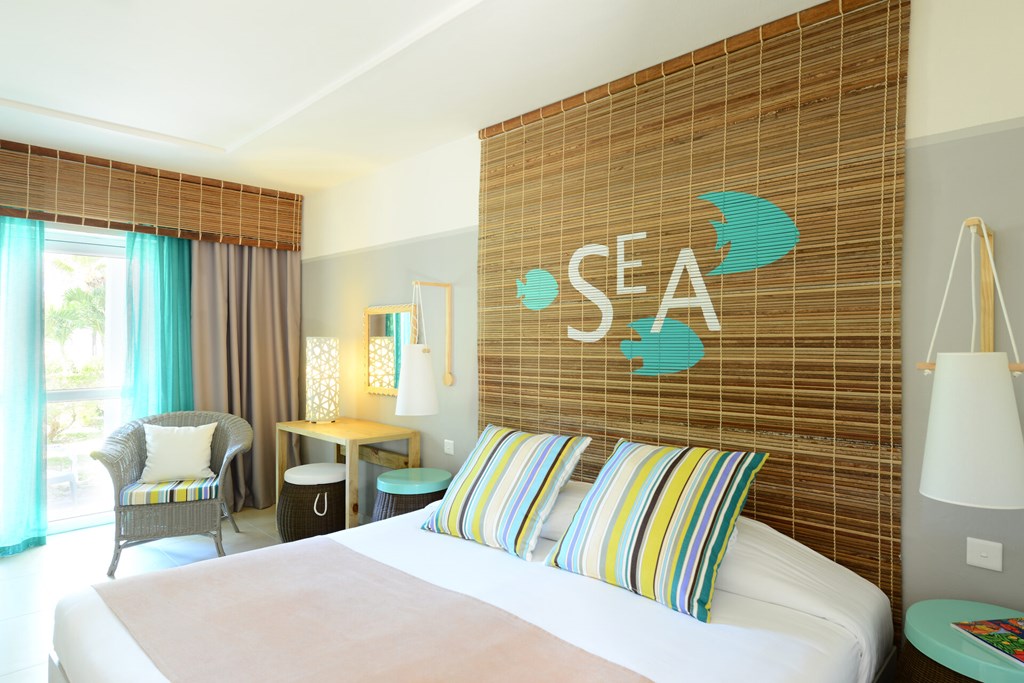 Veranda Palmar Beach Hotel & Spa: Room TRIPLE COMFORT SEA VIEW