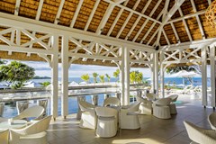 Radisson Blu Azuri Resort & Spa Mauritius: Bar - photo 10