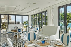 Radisson Blu Azuri Resort & Spa Mauritius: Restaurant - photo 23