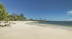 Radisson Blu Azuri Resort & Spa Mauritius: Beach - photo 13