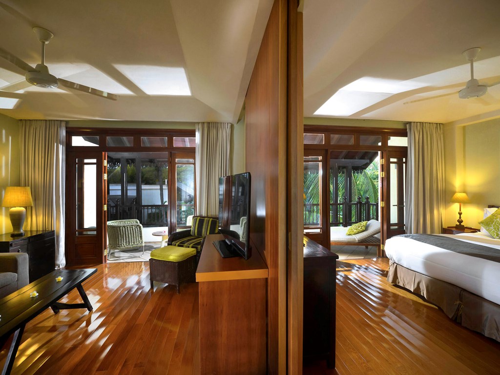 Sofitel Mauritius L'Impérial Resort & Spa: Room SUITE GARDEN VIEW KING BED
