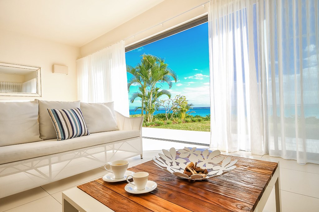 Cap Ouest by Dream Escapes: Room SUITE BEACH FRONT TWO BEDROOMS