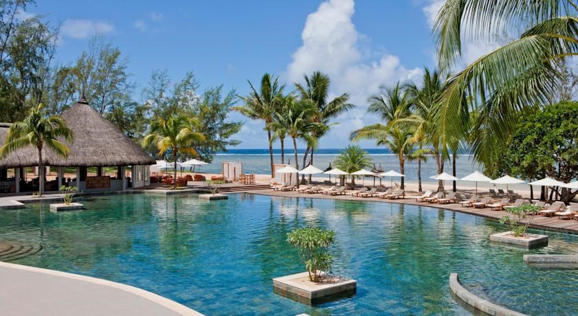 Outrigger Mauritius Beach Resort: Pool