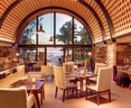 Outrigger Mauritius Beach Resort: Restaurant