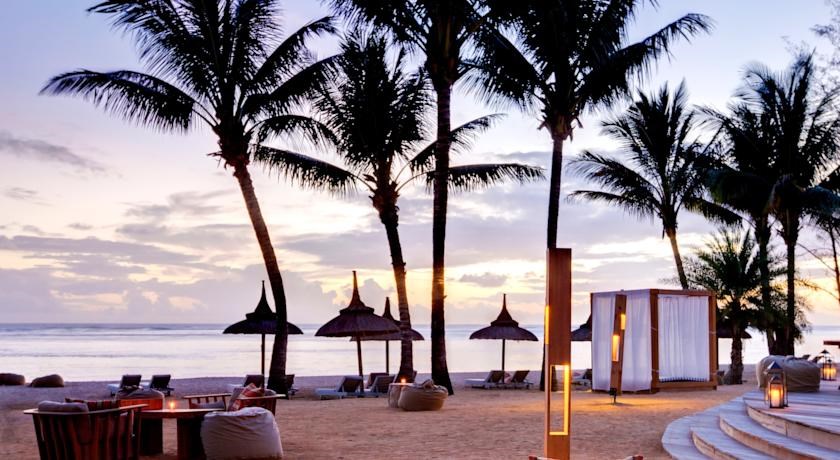 Outrigger Mauritius Beach Resort: Beach